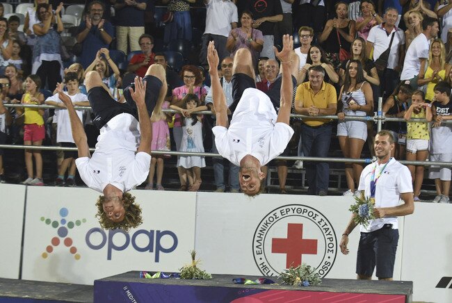 Men’s Beach Volleyball: Somersault on podium!