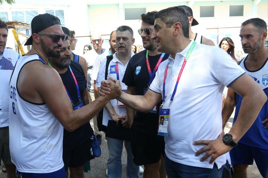 Λευτέρης Aυγενάκης: Πάθος και καρδιά»